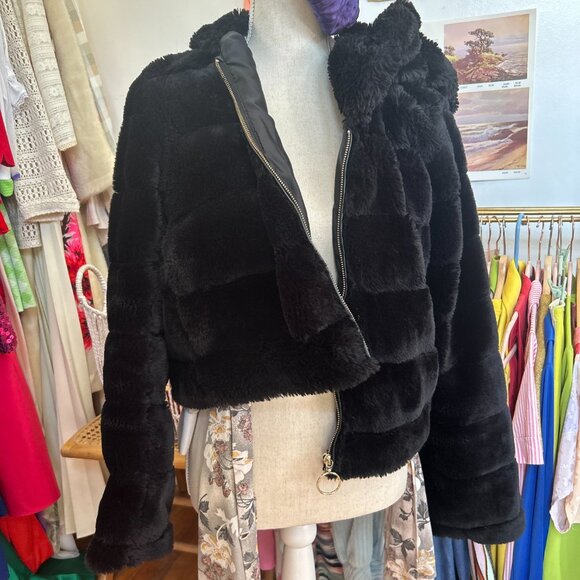 black faux fur jacket - Picture 1 of 2